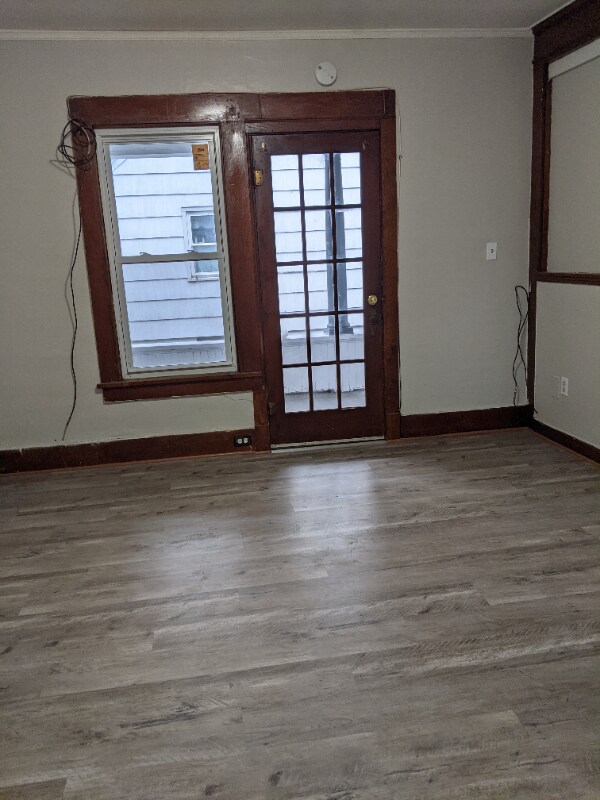 Building Photo - 11 Downer St