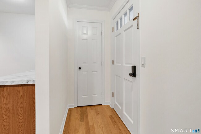 Building Photo - 259 Mayfield Dr