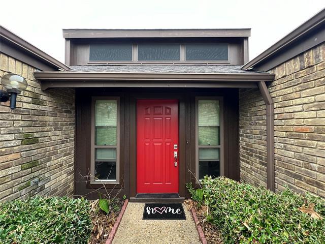 Primary Photo - 3921 Whiterock Trail