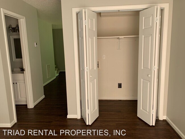 Building Photo - 2 br, 1.5 bath House - 711 DUBLIN ROAD