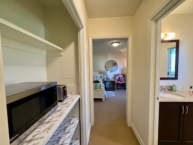 Building Photo - Furnished One Bathroom, One Bathroom Located in Rear of San Marino House (No Kitchen Included)