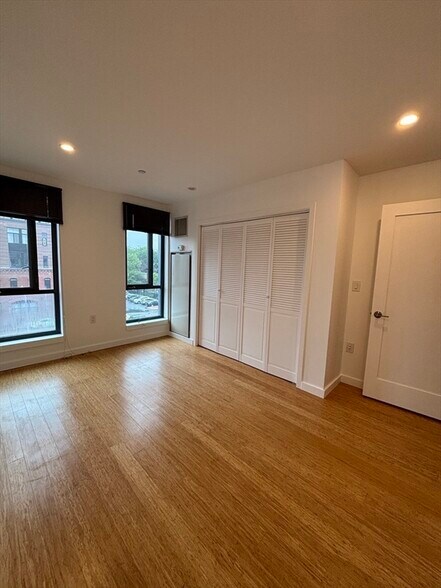 Building Photo - 691 Massachusetts Ave