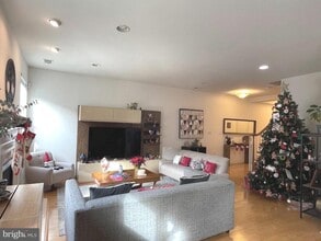 Building Photo - 57 Haddon Ct