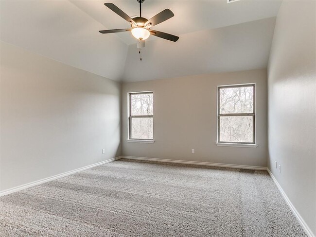 Building Photo - 12104 Rockbed Dr