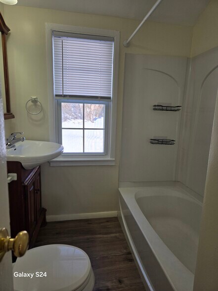 Building Photo - 94 Cortland Cir