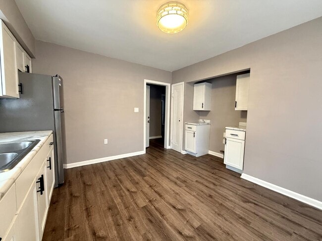 Building Photo - 5056 N 25th St