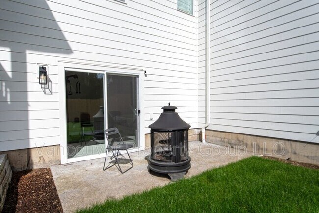 Building Photo - 1803 NE 148th Ct