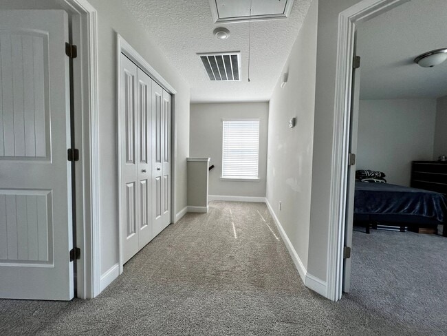 Building Photo - AVAILABLE LATE JANUARY (One Pet Only)