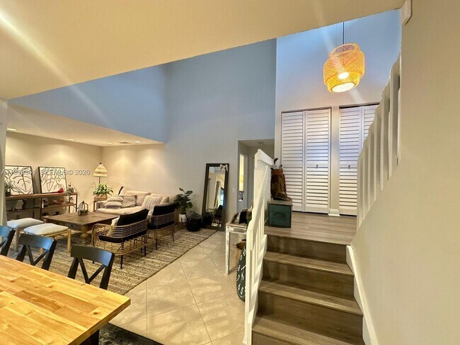 Building Photo - 2089 Augusta