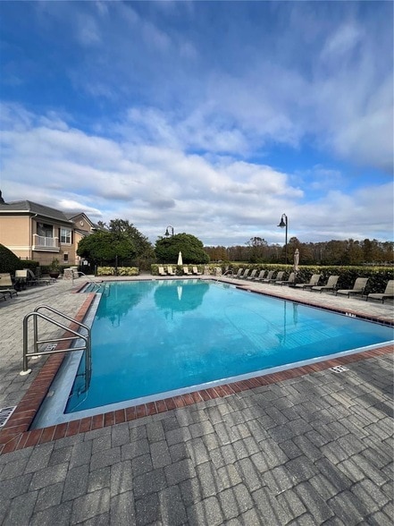 Building Photo - 14353 Fredricksburg Dr