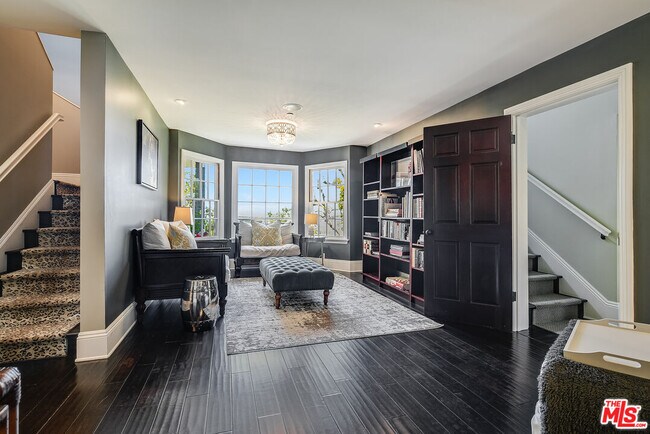 Building Photo - 2962 Valmere Dr