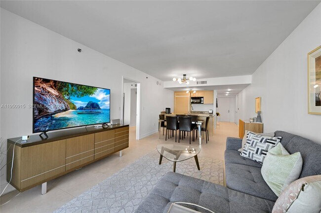 Building Photo - 1800 S Ocean Dr