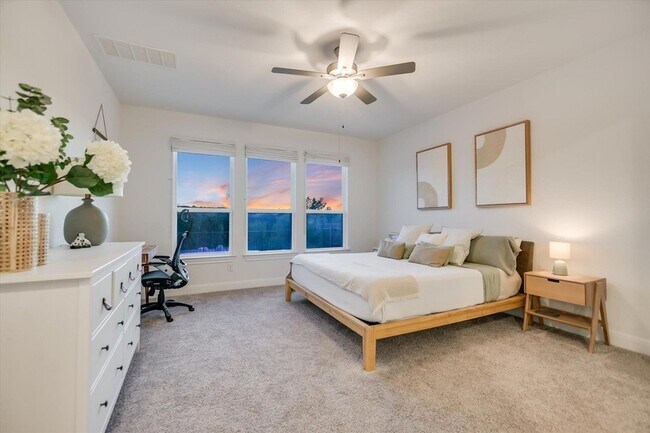 Building Photo - 5608 Cimarron Rdg Ln