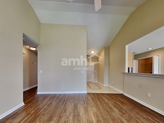 Building Photo - 89 Dovetail Cir