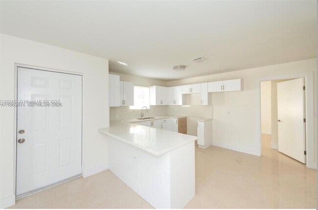 Building Photo - 10386 SW 173rd St