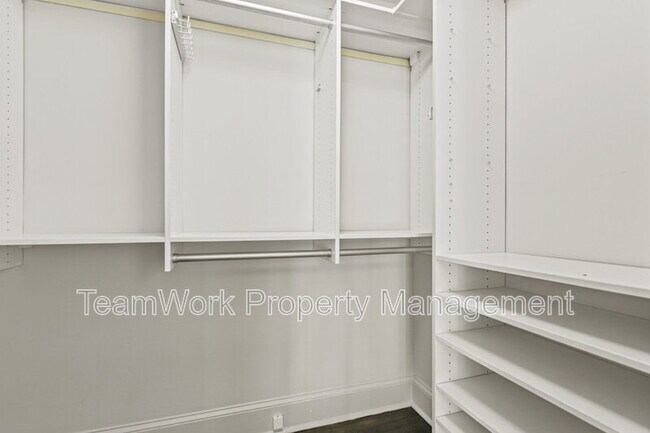 Building Photo - 40 Dunnemann Ave