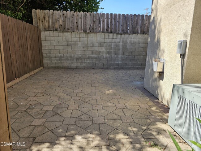 Building Photo - 5616 Etiwanda Ave