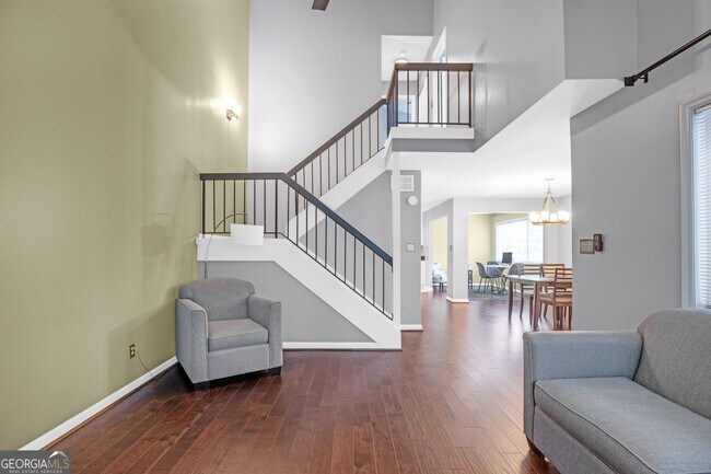 Building Photo - 1468 Briarwood Rd NE