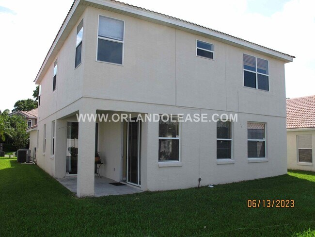 Building Photo - 925 Torrey Pine Dr