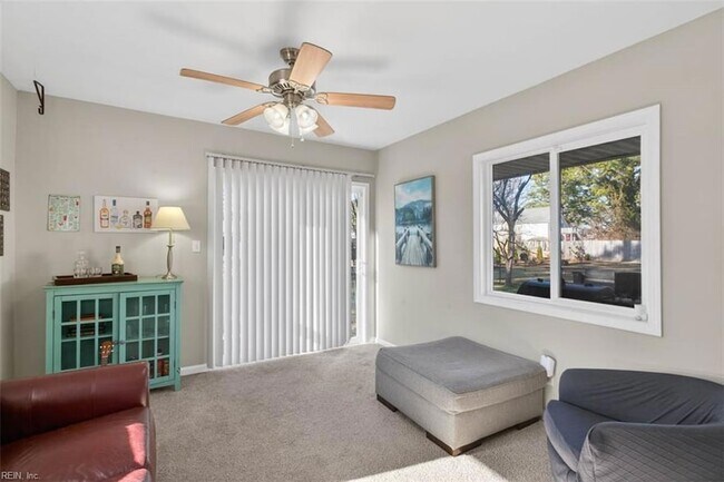 Building Photo - 32 Warren Dr