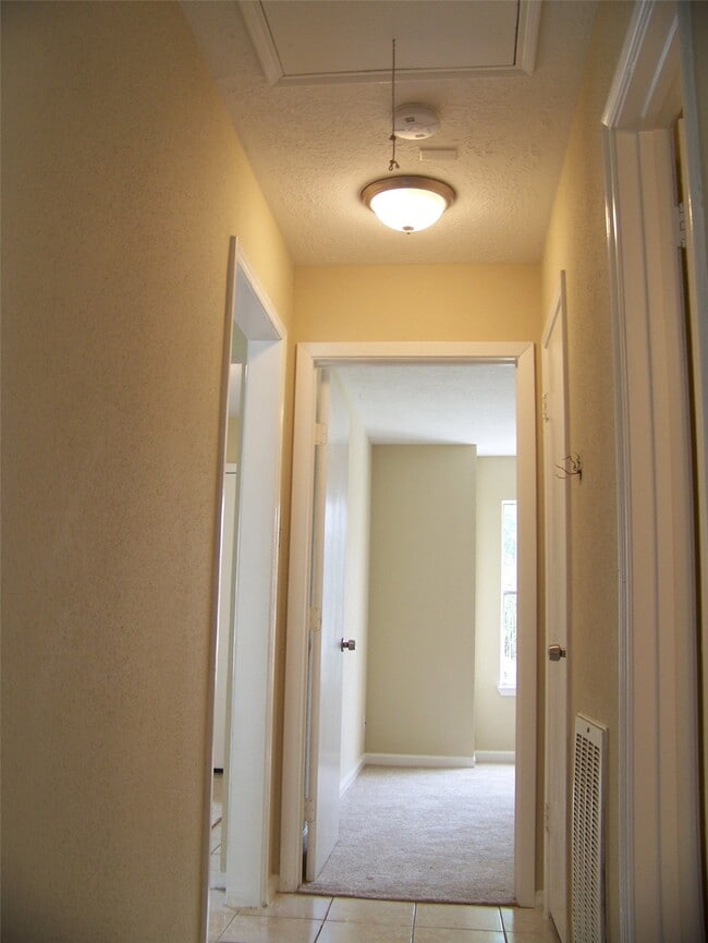 Building Photo - 4742 Tain Dr