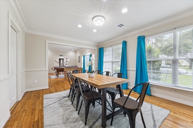 Building Photo - 5152 Huckleberry Cir