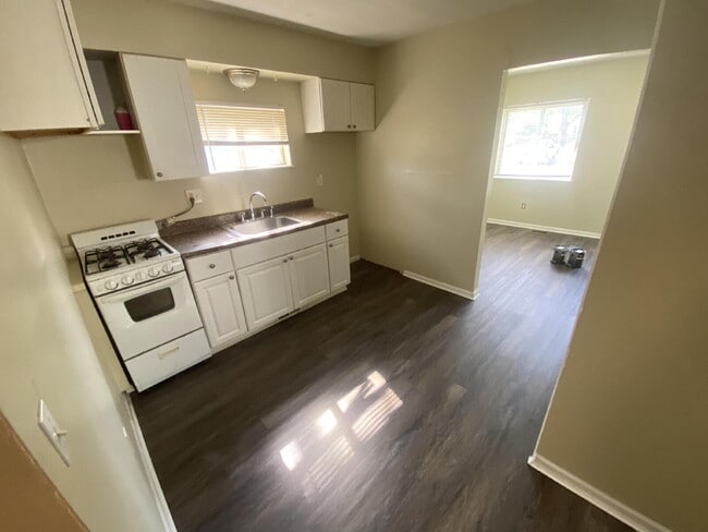 Building Photo - Pack Your Bags! This Updated Warren Rental is 100% Move-In Ready OWNER SPECIAL- 1 month FREE