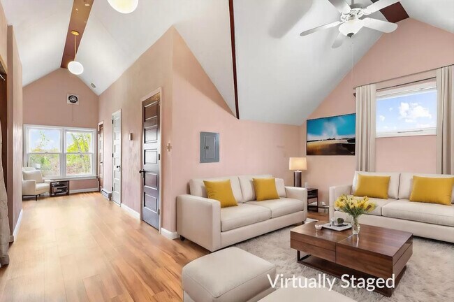 3rd floor living room. - 707 S Dickinson St