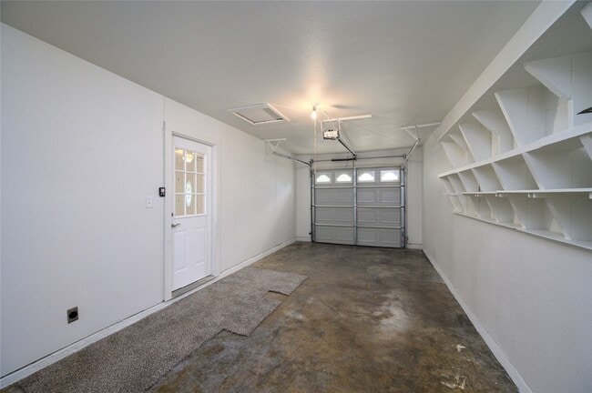 Building Photo - 157 Bob White Rd