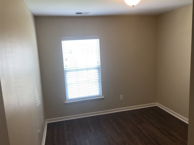 Building Photo - 354 Winchester Dr