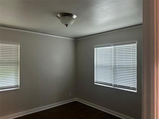 Building Photo - 2806 Hedgerow Dr