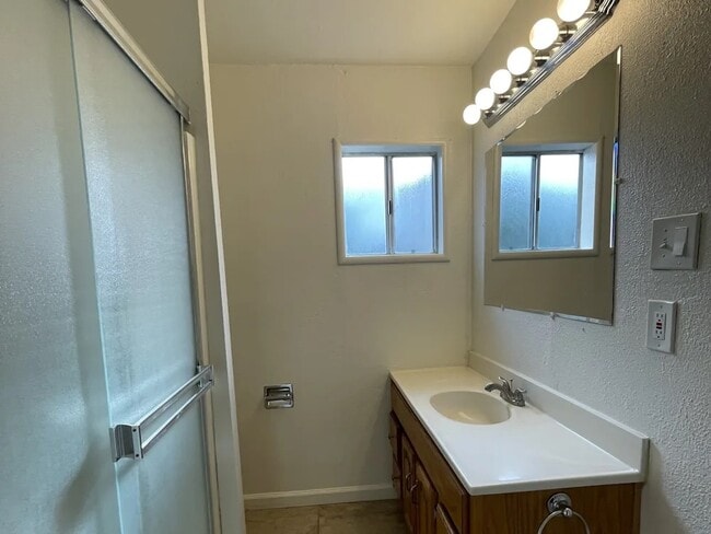 Building Photo - 3105 Leatha Way