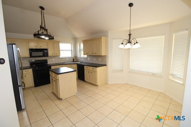 Building Photo - 3610 Armstrong County Ct