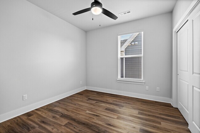 Building Photo - 3068 W Salida Ln