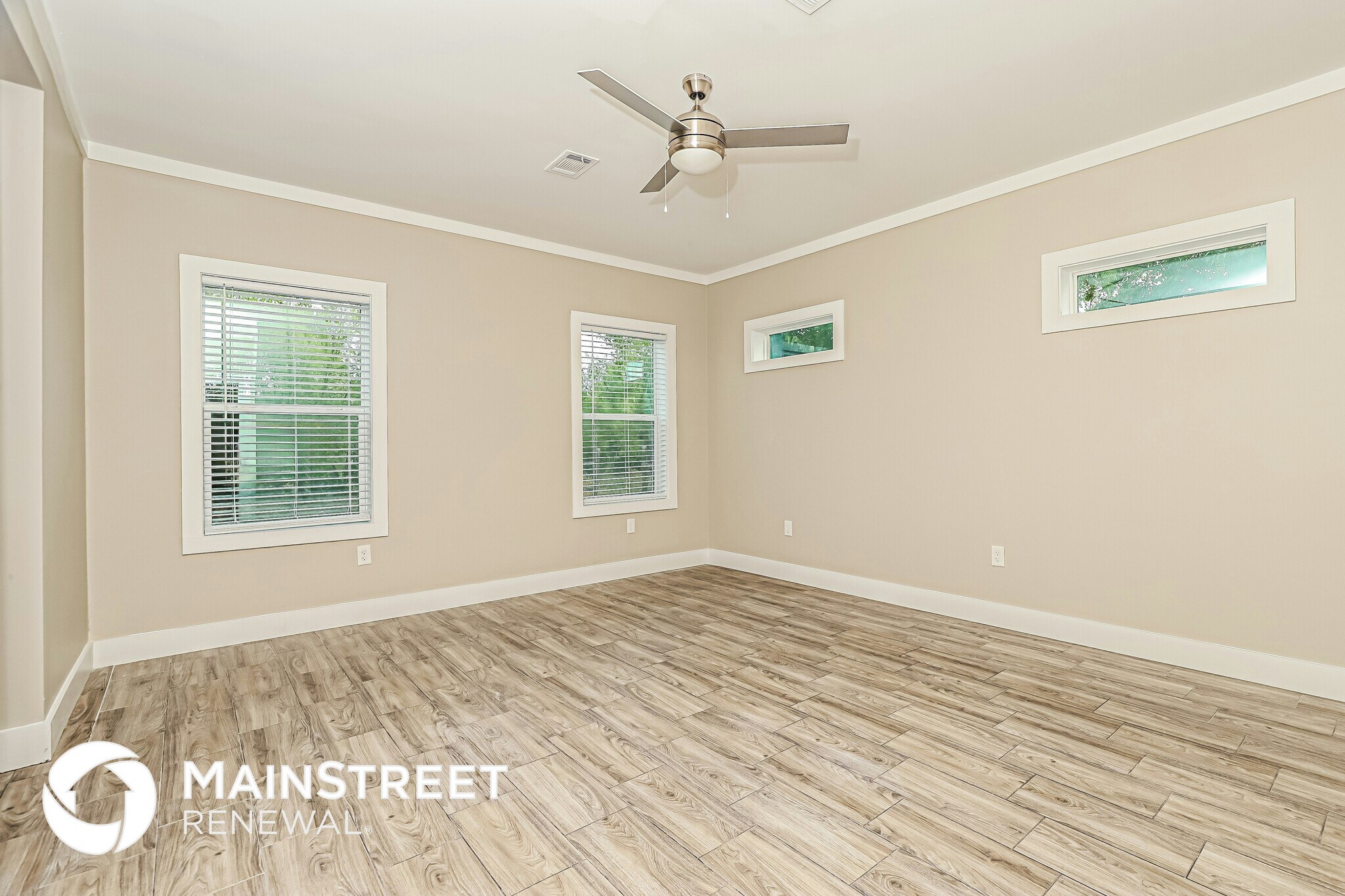 Building Photo - 839 Perez St