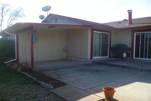 Building Photo - Lake California Home