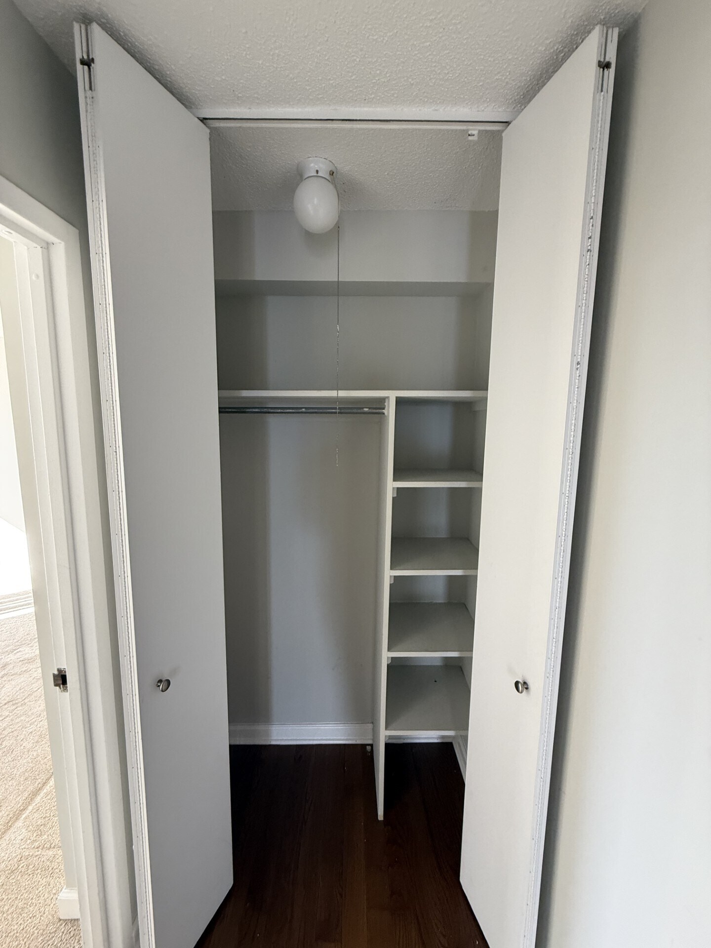 Building Photo - 10 E Ontario St