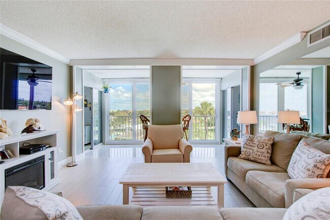 Building Photo - 10216 Regal Dr