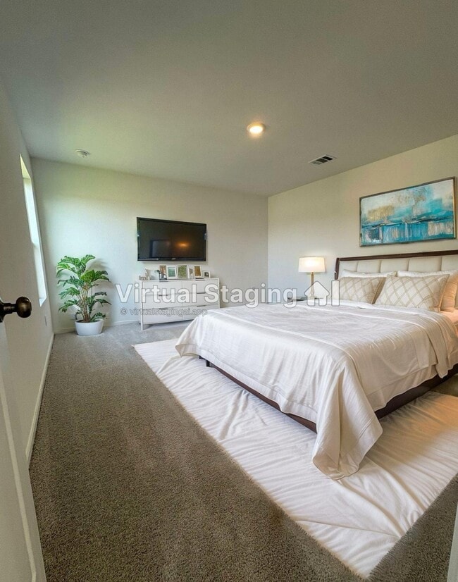 Building Photo - 909 Lago Laceno Ln