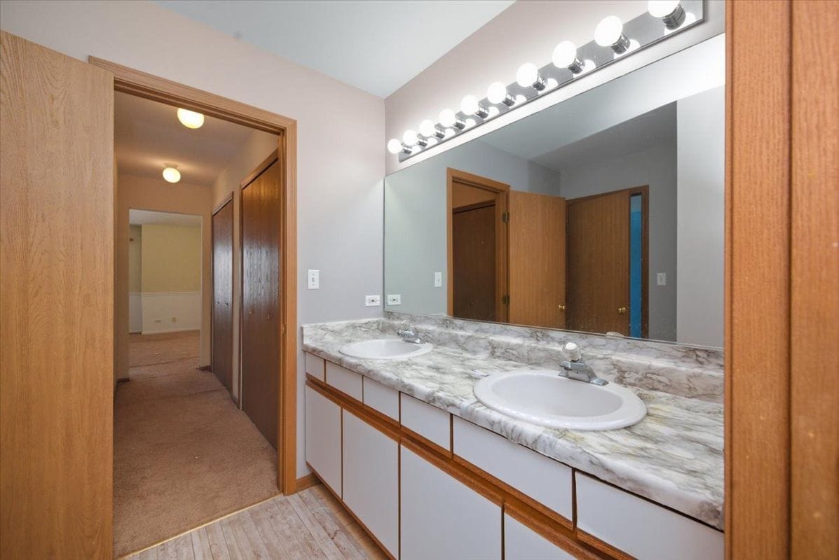 Building Photo - 118 Cambrian Ct