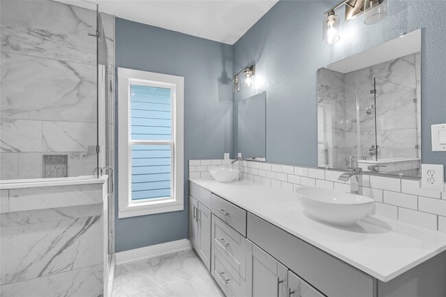 Building Photo - 4306 New Orleans St