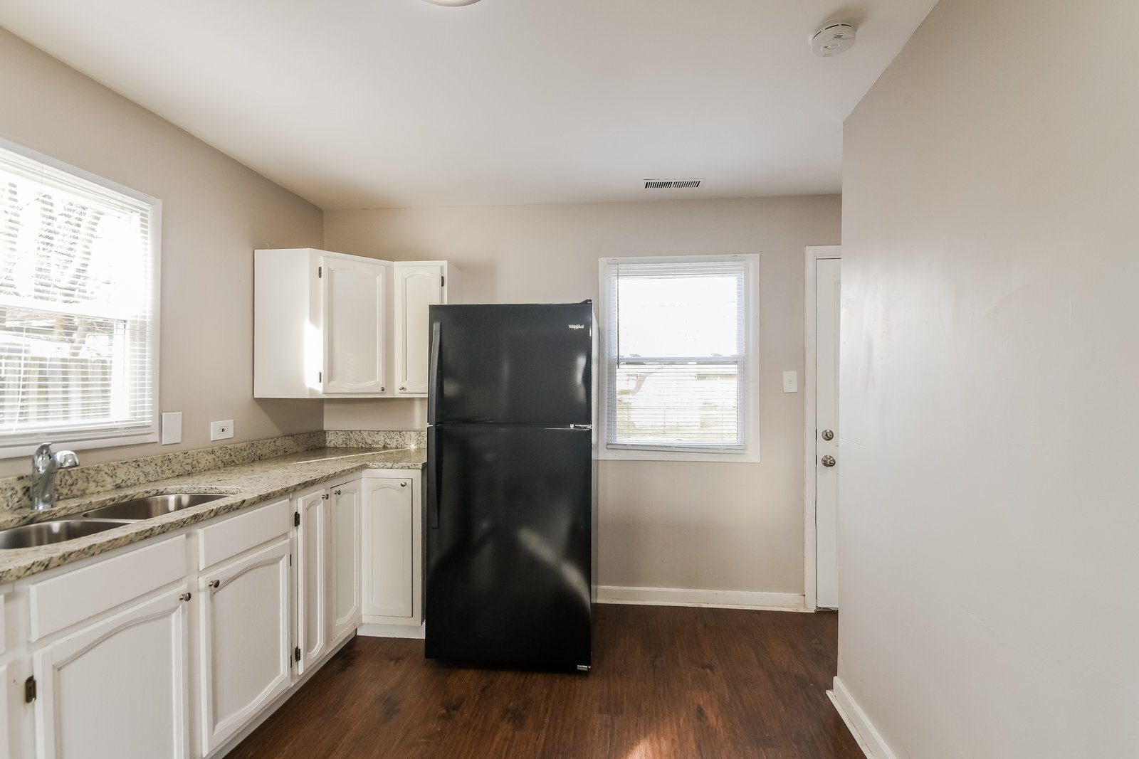 Building Photo - 2610 Horton Dr