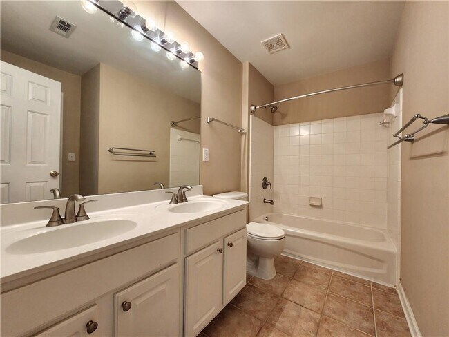 Building Photo - 11192 Peachcove Ct