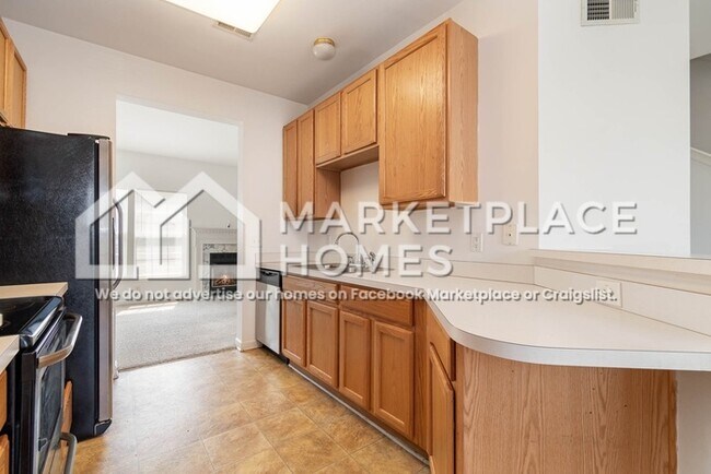 Building Photo - 5170 Hickory Hollow Pkwy
