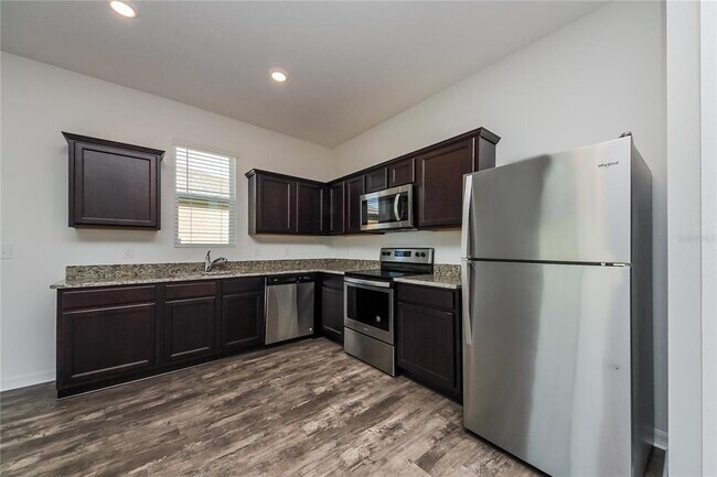 Building Photo - 163 Hidden Lk Lp