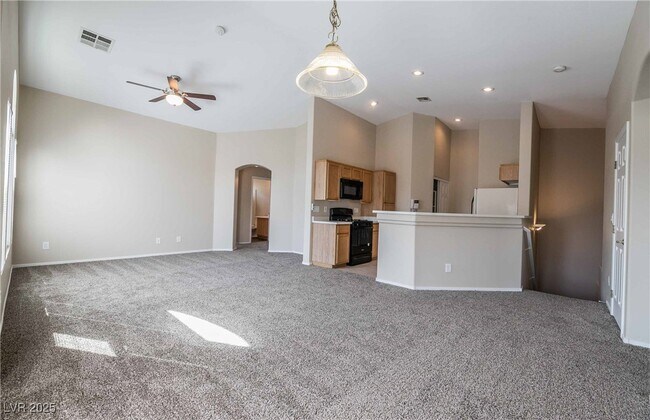 Building Photo - 6590 Tumbleweed Ridge Ln