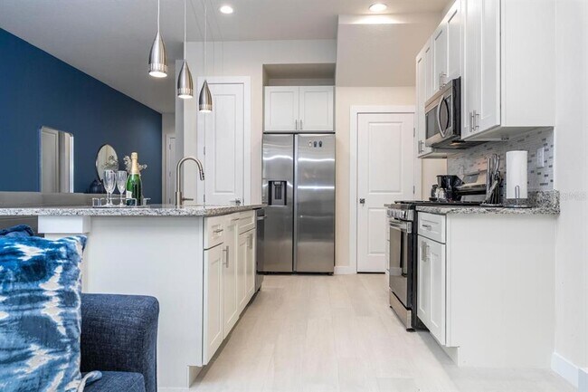 Building Photo - 7529 Sunflower Cir