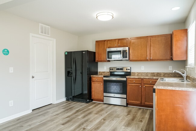 Building Photo - 306 Randolph Dr