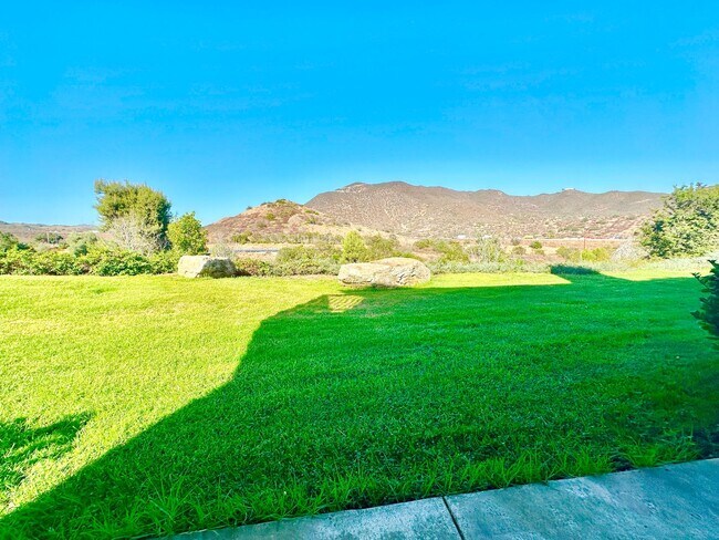 Building Photo - 1652 Pala Lake Dr