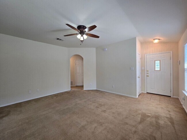 Building Photo - 4604 Black Forest Ln